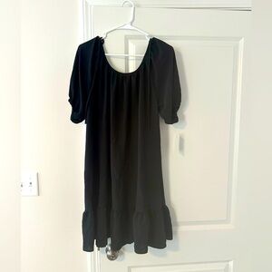 Black short sleeve dress M
